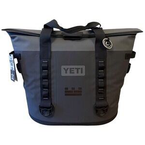 YETI Hopper M30 Soft Cooler V2 Gray Magnet Closure Insulated Tote Bag